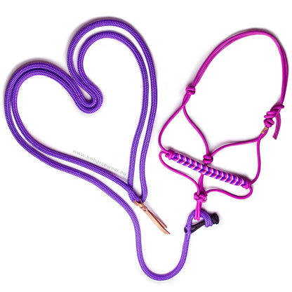 Pink ropehalter in the colour hibiscus with chevron braided noseband in the colours hibiscus pink, piggy pink and electric amethyst with mathing quick knot lead rope in the colour amethyst